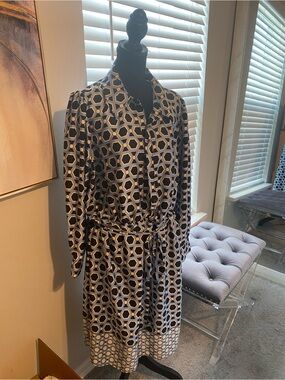 Luxology Geometric Print Shirt Dress in Navy and Cream